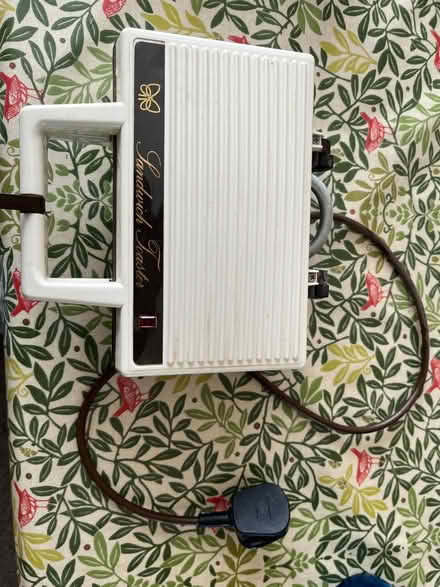 Photo of free Toastie Maker (Bear Cross BH11) #1