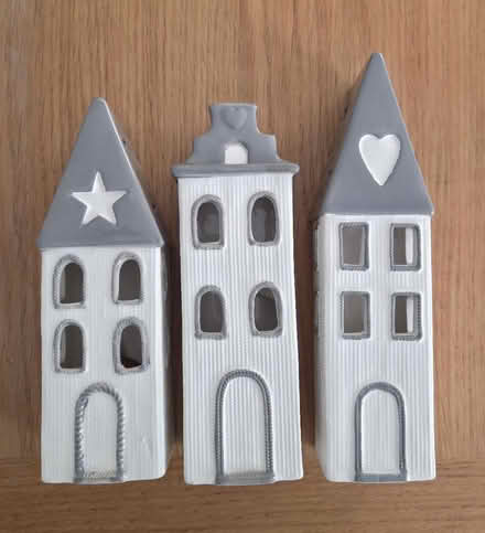 Photo of free Set of 3 Ceramic Tealight Houses (Chelmsford CM1) #1
