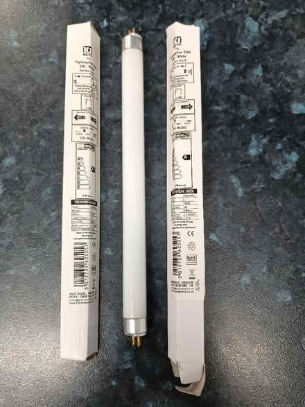 Photo of free 2 very short strip lights (Amersham HP7) #1