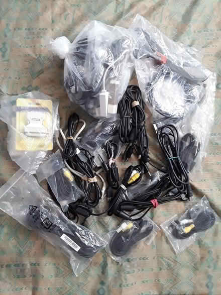 Photo of free Various cable (Tottenham N17) #1