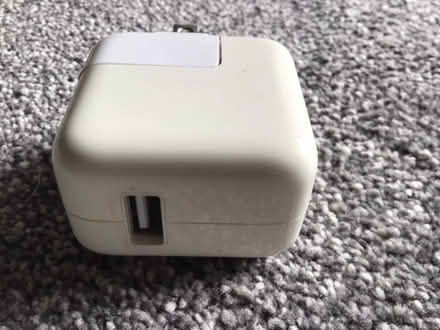 Photo of free Apple US phone charger (Lostock Hall PR5) #3