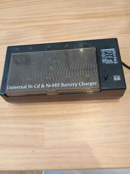 Photo of free Uniross Battery Charger (Fleet GU51) #1
