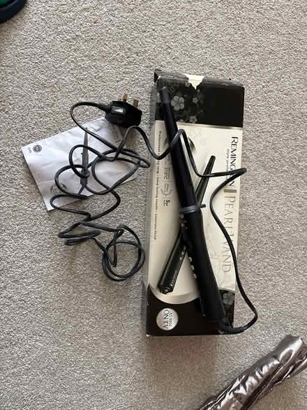 Photo of free Remington pearl wand for hair (Dún Laoghaire) #4