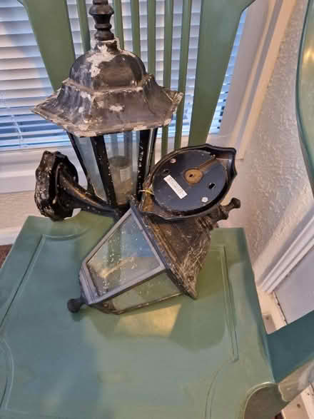 Photo of free Outside lights (Stanstead St Margarets SG12) #1