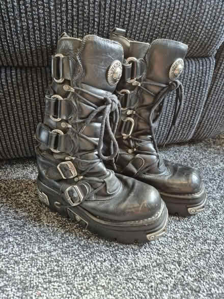 Photo of free Size 7 New Rocks (Westcliff SS0) #2