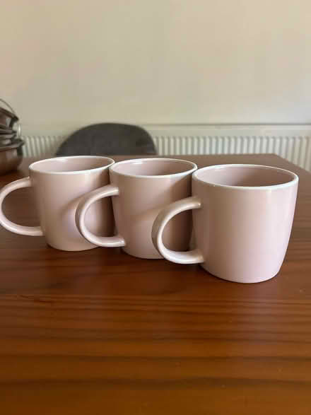 Photo of free Assorted mugs (Shore Road, Hackney) #1