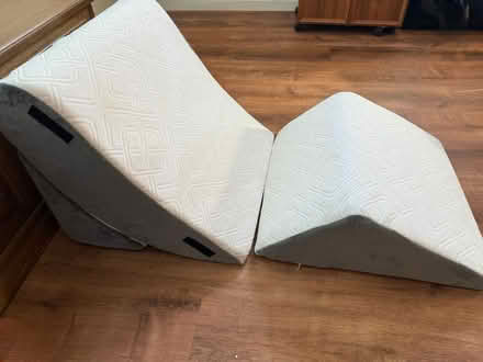 Photo of free 3 piece pillow wedges (Rancho Rinconada, Cupertino) #2