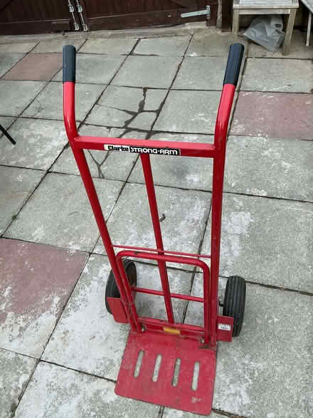 Photo of free Sack Barrow (Upton CH2) #1