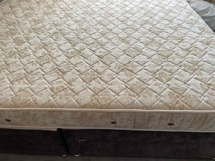 Photo of free King sized bed (Hutton) #2