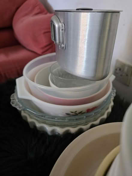 Photo of free Collection of kitchen bits (Swindon Village GL51) #2