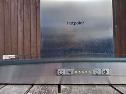 Photo of free Wall-mounted extractor fan, Hotpoint (Upton CH2) #2