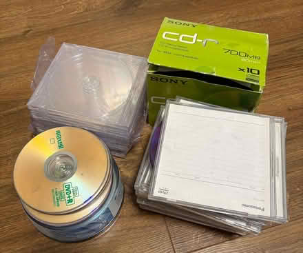 Photo of free Various Recordable CDs/DVDs and CD Sleeves (Winchmore Hill N21) #1