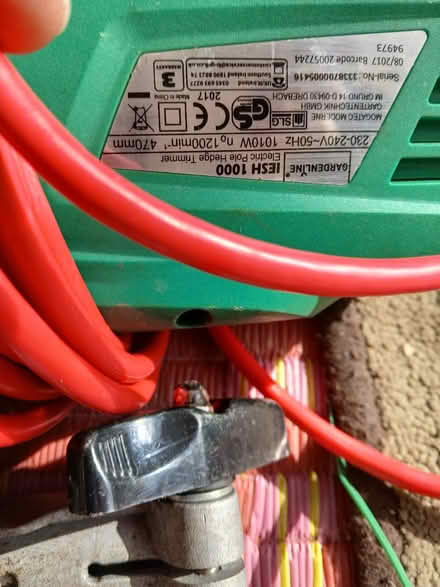 Photo of free Telescopic hedge trimmer (TW12) #4