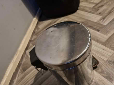 Photo of free Very small pedal bin (SE20) #3