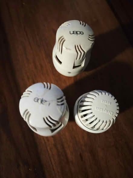 Photo of free Thermostatic radiator valves. (islington N1) #2