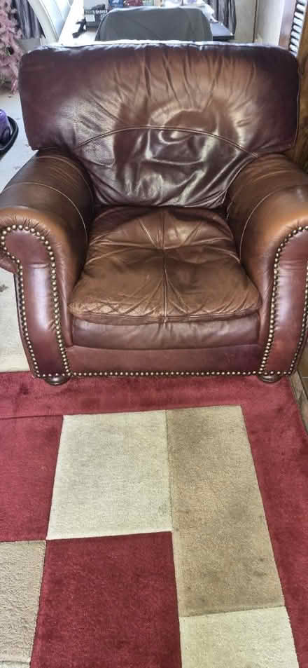 Photo of free 3piece suite (Telford TF1) #2