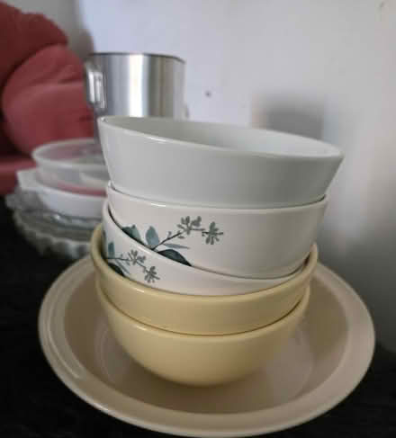 Photo of free Collection of kitchen bits (Swindon Village GL51) #1