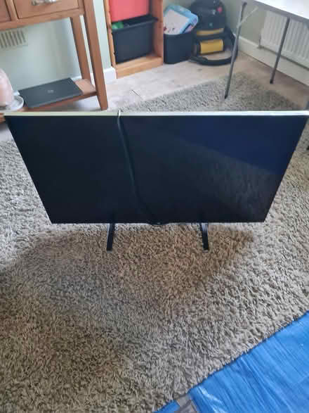 Photo of free Tv (Trowbridge BA14) #1