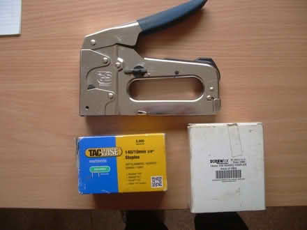 Photo of free GS Staple gun - needs attention (Flaxby HG5) #1
