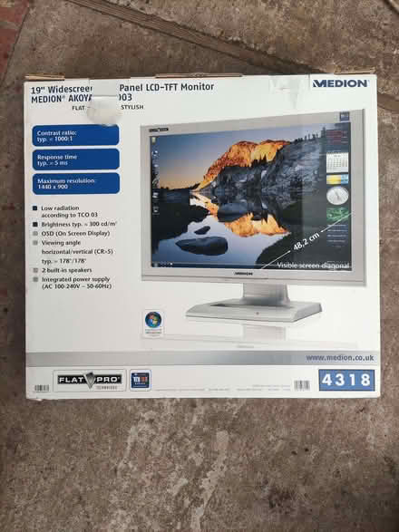 Photo of free 19" monitor (Southmead BS7) #4