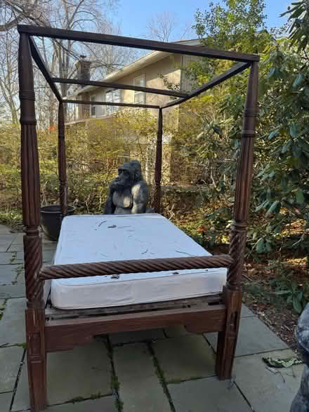 Photo of free Lamu (day) bed w/ mosquito net (North Reston) #1