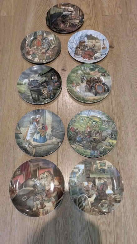 Photo of free Collection of 9 wedgewood plates (South Abingdon Oxfordshire) #1