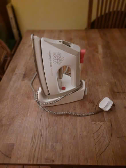 Photo of free Cordless Steam Iron (Kew TW9) #1