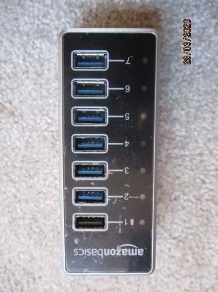 Photo of free USB hub. (Innsworth GL3) #1