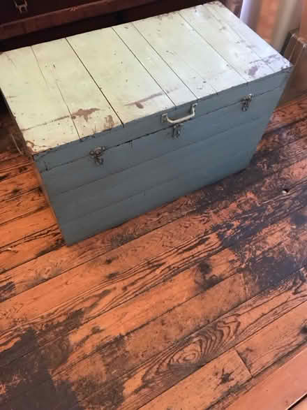 Photo of free wooden storage chest (Sewickley) #2