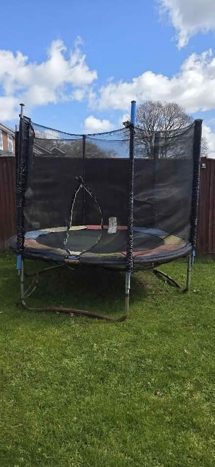 Photo of free 8ft trampoline (Horndean PO8) #1