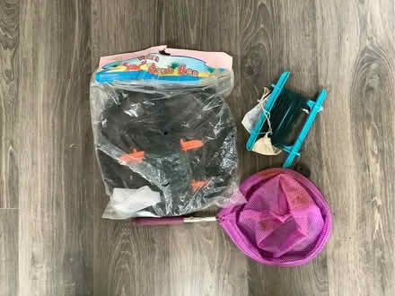 Photo of free Crabbing net, line & rock pool net (Benhall GL51) #1