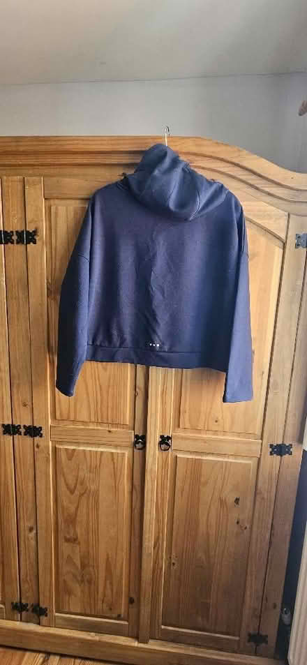Photo of free Short hoodie (Hope-under-Dinmore HR6) #2