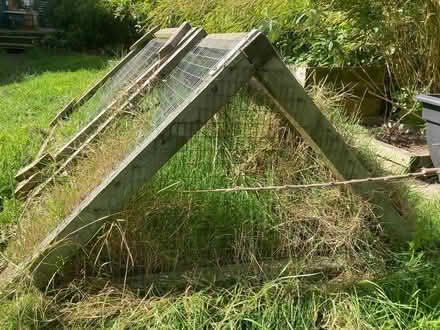 Photo of free Guinea pig/small rabbit run (Worcester Park KT4) #2