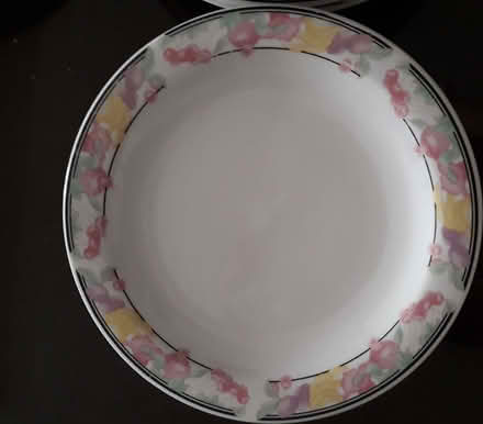 Photo of free Starter 6-piece dinner set (Leeds LS13) #1