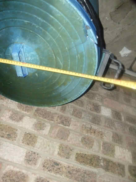 Photo of free Dust bin (Havering Grange RM1) #4