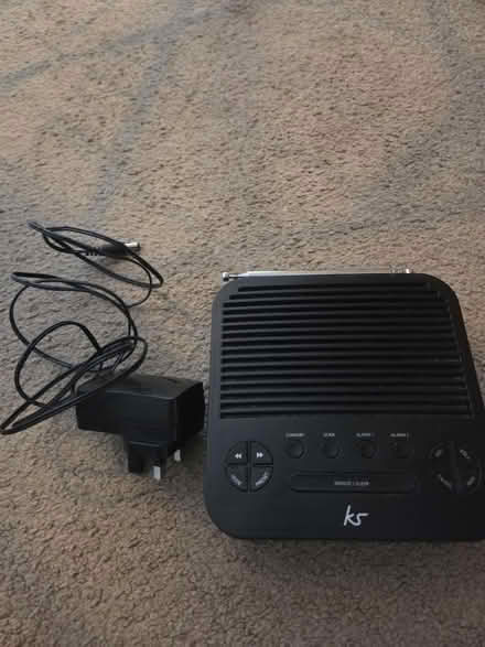 Photo of free KS DAB Radio Alarm (Lightwood ST3) #1