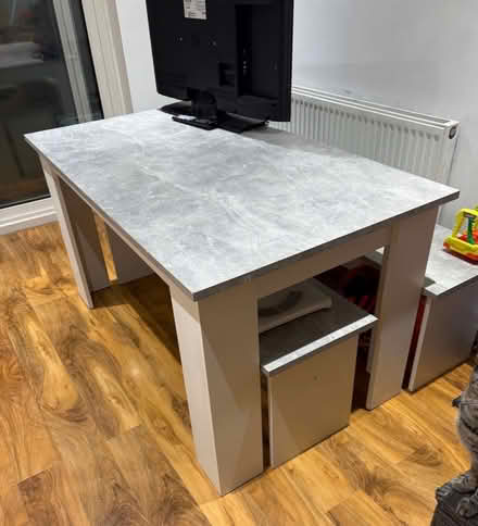 Photo of free Table (En5) #2