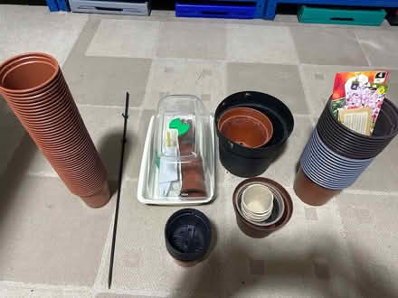 Photo of free Propagator, plant pots and seeds (Maperley ng3 NG3) #1