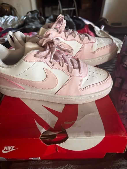 Photo of free girls clothing & shoes (Stockbridge-138@155 Rockdale) #4