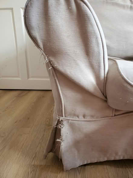 Photo of free White sofa bed (Swansea Mount Pleasant SA1) #2