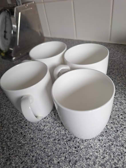 Photo of free 4x China mugs (HA3 Kingsbury/Kenton) #1