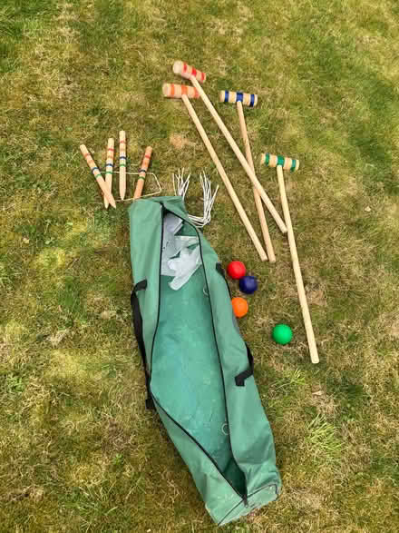 Photo of free Kids croquet set (Berkhamsted HP4) #1