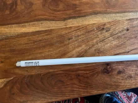 Photo of free Fluorescent tube (Dunstable LU5) #2