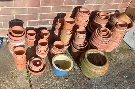 Photo of free Terracotta plant pots, lots (Central Letchworth) #1