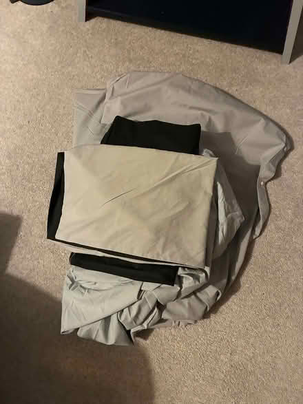 Photo of free JL king bedding (Girton CB3) #1