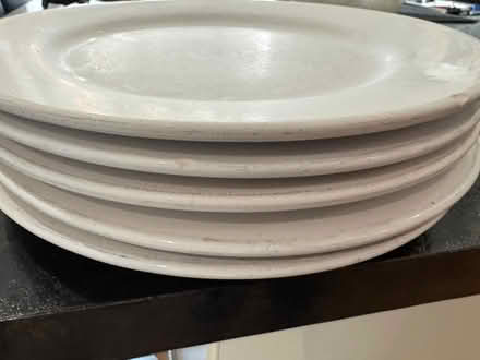 Photo of free 5x Dinner Plates by Sainsburys (Kings Hill, ME19) #2