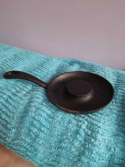 Photo of free Cast Iron Donut Pan (Colwick NG4) #1