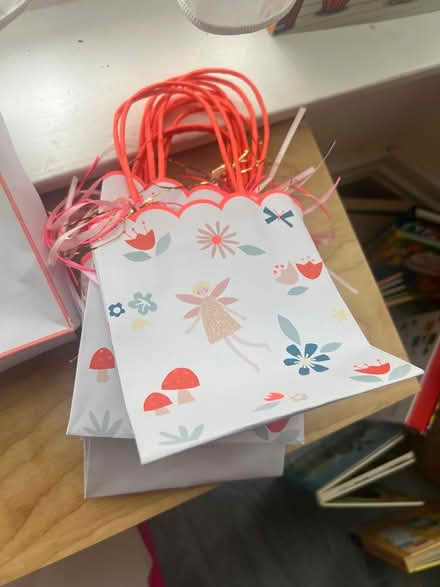 Photo of free Children’s party stuff (Stoke newington N16) #2