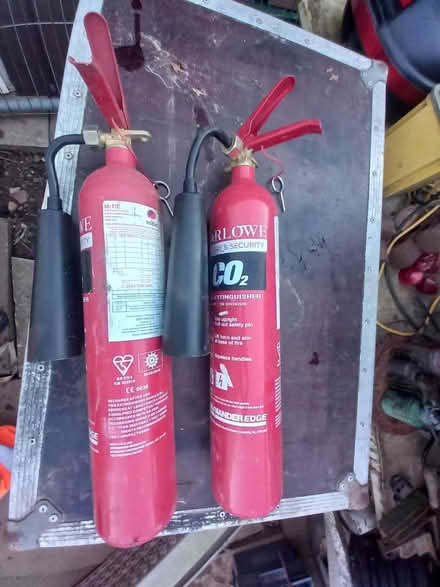 Photo of free 2 x fire extinguisher (Shepshed LE12) #1