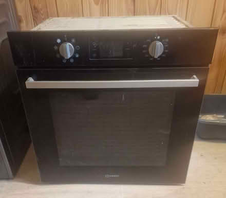 Photo of free Built in Indesit oven in need of repair (Yarpole HR6) #1